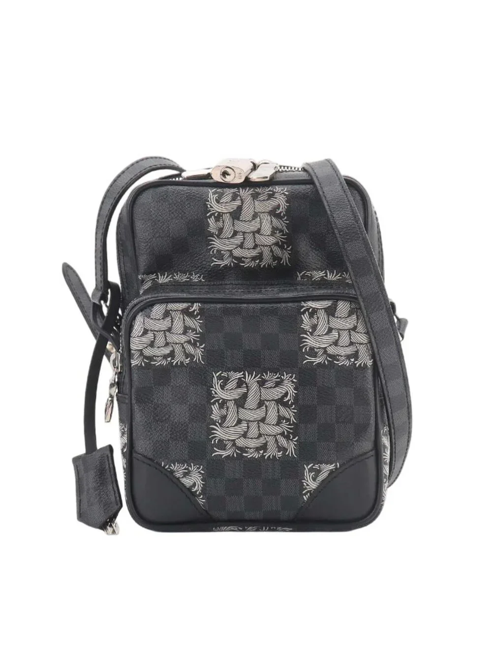 Louis Vuitton Damier Graphite Christopher Nemes Amazon Shoulder Bag